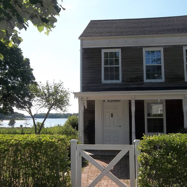 Whaling Captain Pierson's Apartment TOO