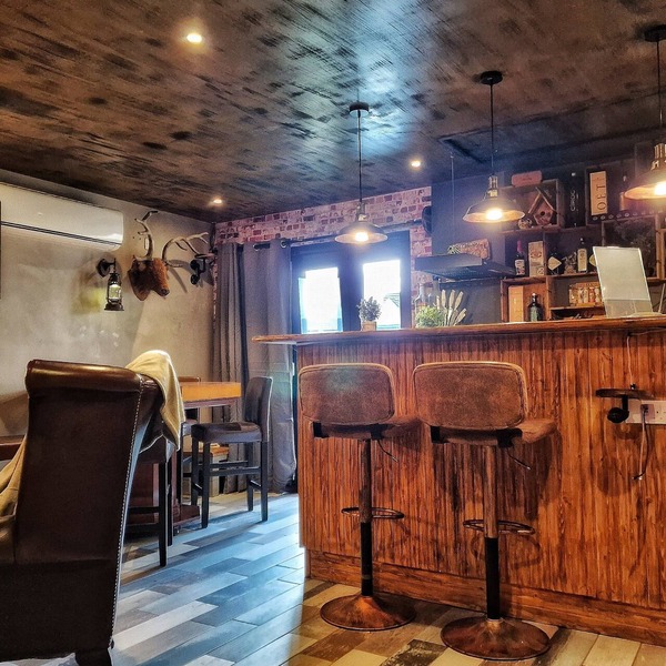 Where Good Times Await: Stay and Play at Our Charming Pub Guest House!