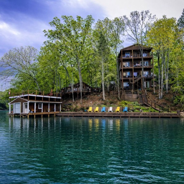 White Oak Point | Two Historic Lakefront Cabins on Lake Lure
