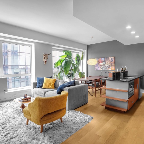 Williamsburg, waterfront 2-bedroom condo with AC, WiFi