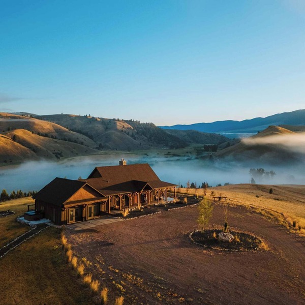 Willow Ridge Lodge - Nestled Above Rock Creek