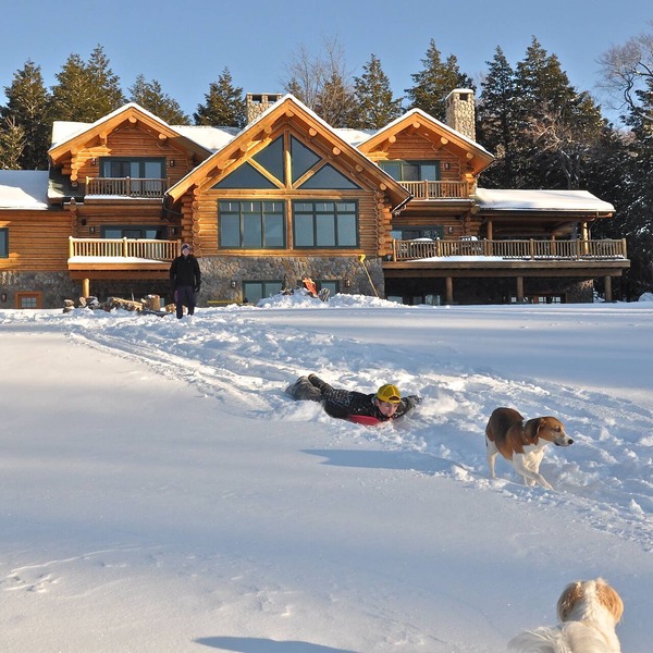 Windham Log Cabin on 35 Acres. Family friendly.