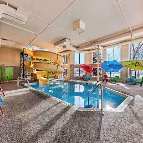 Wingate by Wyndham Calgary