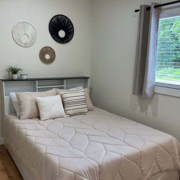 Winney Hill Studios #1 of 8 Studios - Handicap - Full Renovation, 1 mile to ASV