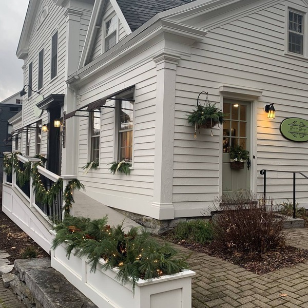 Within walking distance of shops & restaurants in historic Sharon Springs