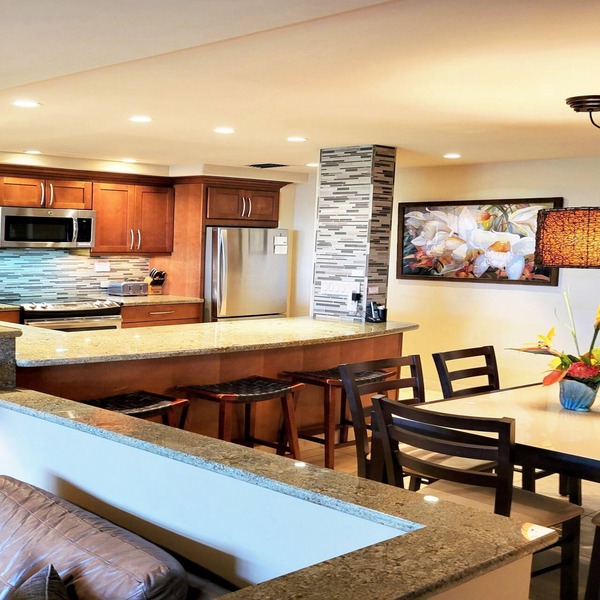 WOW! "BEST IN CLASS" POSH NEW REMODEL! 2 BR/2 BA-SLEEPS 9 - 6 BEDS-Great Views!