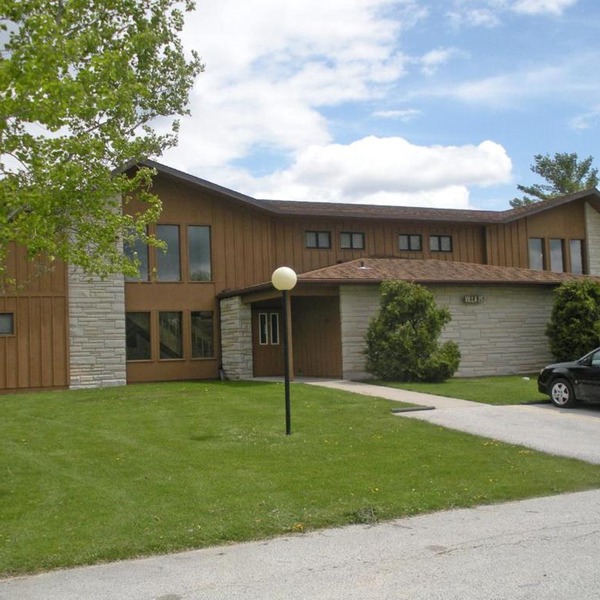 Year-Round Relaxing Golf Resort and Conference Center
