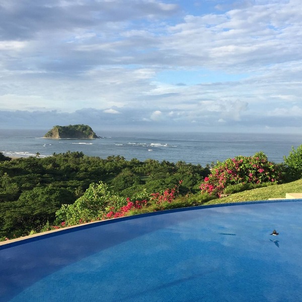 Your dream OCEANVIEW getaway in Samara