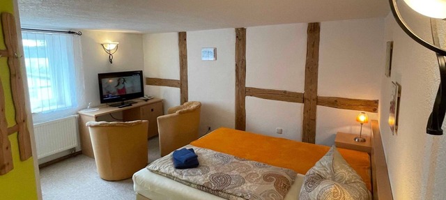 01 double room with lake view - Insel-Hotel Dobbertin