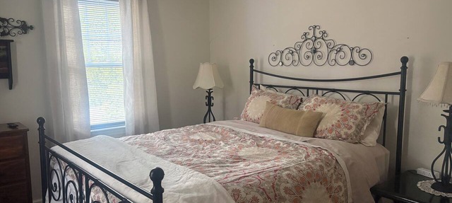 1 bdrm, Central Worcester/Boston, Monique Ellen at the Ellen Elizabeth Estates