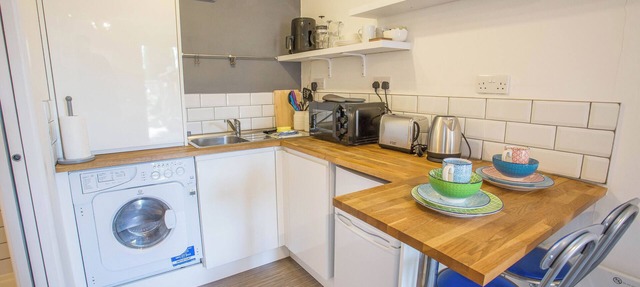 1 Bed Studio/Annex Cabin