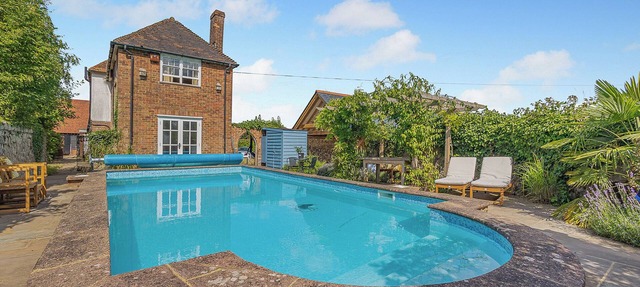 1 bedroom accommodation in Faversham