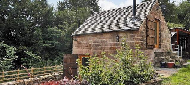 1 bedroom accommodation in Whatstandwell, near Matlock