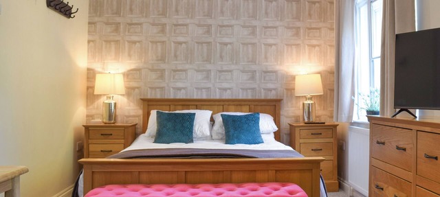1 bedroom accommodation in Tetsworth, near Oxford