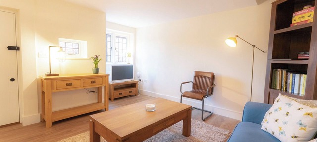 1 bedroom accommodation in Ockham, near Guildford