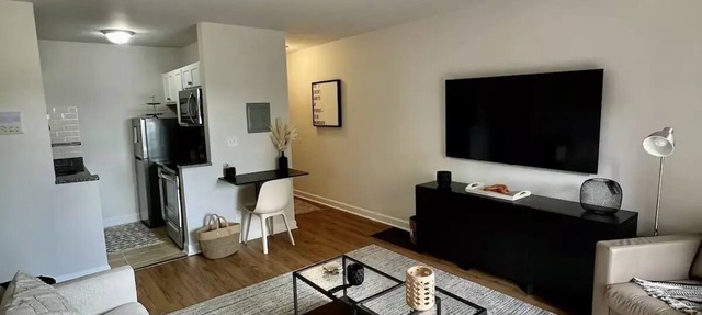 1 bedroom apartment Beautifully furnished