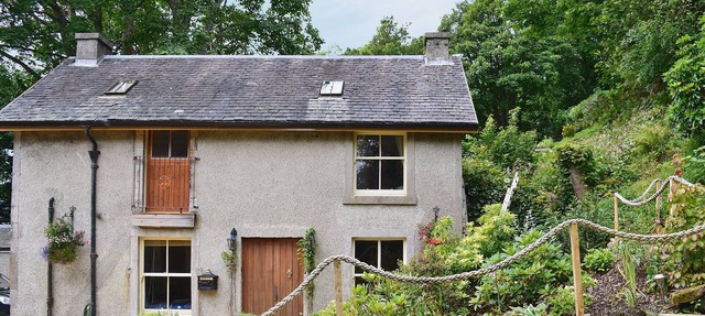 1 bedroom accommodation in Cove near Helensburgh