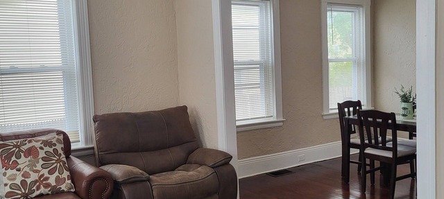 #1- Stylish 2-bedroom apartment on the first floor perfect for your stay