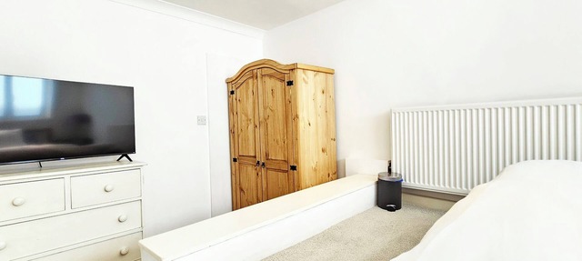 10min walk to Victoria Station | 20min walk to Buckingham Palace | Clean & Cosy