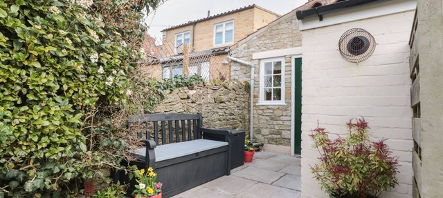 12 Castlegate