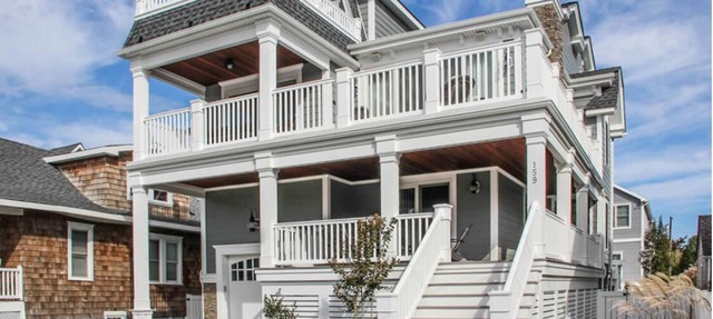 159 26th Street - Spacious home in the heart of Avalon, two blocks to beach.