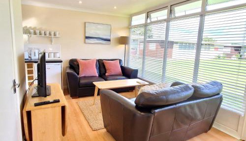 170 Broadside Holiday Chalet near Broads & Beaches