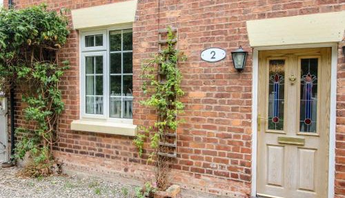 2 Aqueduct Cottages