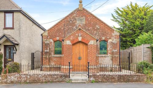 2 Bed in Winfrith Newburgh oc-t32115