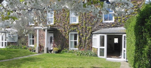2 bedroom accommodation in Winterton-on-Sea