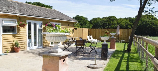 2 bedroom accommodation in Bilsington, near Ashford