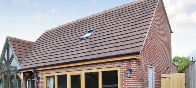 2 bedroom accommodation in Cutthorpe, near Chesterfield