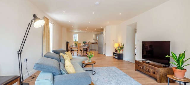 2 bedroom accommodation in Preston, near Canterbury
