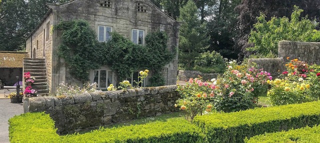 2 bedroom accommodation in Harrogate