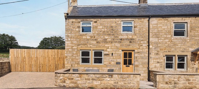 2 bedroom accommodation in Dacre Banks, near Pateley Bridge