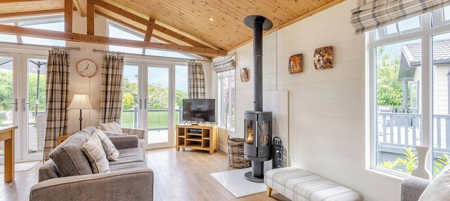 2 bedroom accommodation in Monkton, Nr Ramsgate