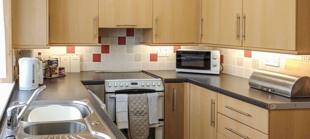 2 bedroom accommodation in Kildonan