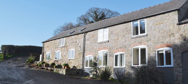 2 bedroom accommodation in Oswestry