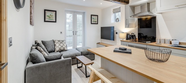 2 bedroom accommodation in Sandbach