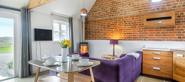 2 bedroom accommodation in Aldeby, near Beccles