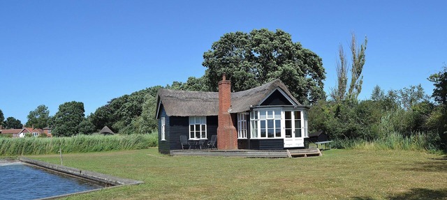 2 bedroom accommodation in Hickling