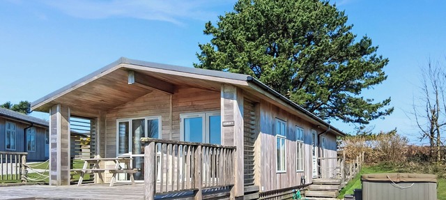 2 bedroom accommodation in Carnmenellis, Nr Falmouth