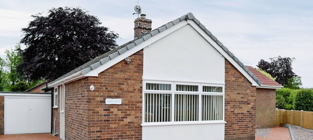 2 bedroom accommodation in Chirk