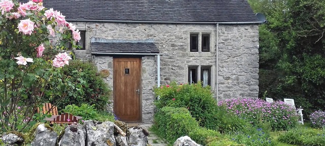 2 bedroom accommodation in Aldwark, near Matlock