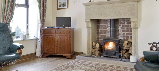 2 bedroom accommodation in Bonsall, near Matlock