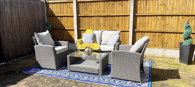 2 bedroom accommodation in Edwinstowe, near Mansfield