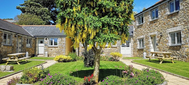 2 bedroom accommodation in Mawla, near Porthtowan