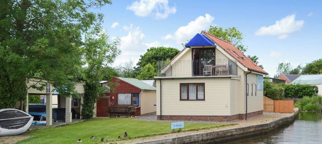 2 bedroom accommodation in Stalham