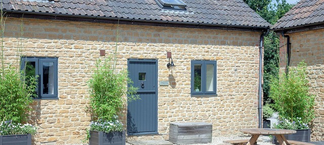 2 bedroom accommodation in Witham Friary, Frome