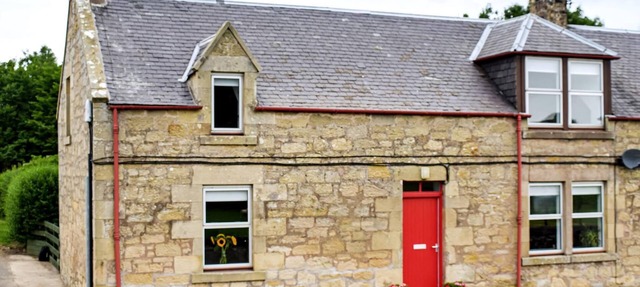 2 bedroom accommodation in Duns