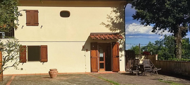 2 Bedroom Private vacation home in Corbezzi